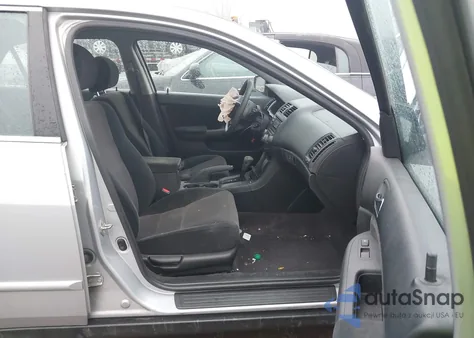 2004 Honda Accord 2.4 Lx из США, поврежденный, VIN 1HGCM56364A128521